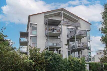 Attraktive 4-Zimmer-Wohnung, zwei Balkone und TG-Stellplatz in Mannheim (Erbpacht) 4 zimmer