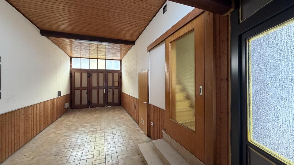 Mehrfamilienhaus, Wohnhaus Schwetzingen - 7 Zimmer, 175 m&sup2;, 2.350&euro; | Angebot:24867911