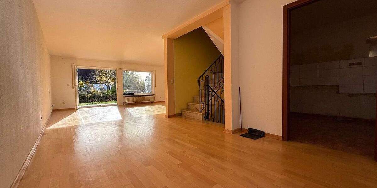 Reihenmittelhaus Mannheim Rheinau - 4 Zimmer, 122 m&sup2;, 365.000&euro; | Angebot:25730924
