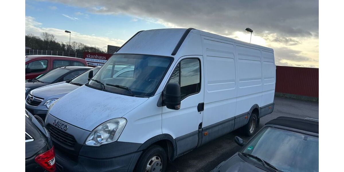 IVECO Andere 137.000 km 8.300 &euro; Leimen 69181