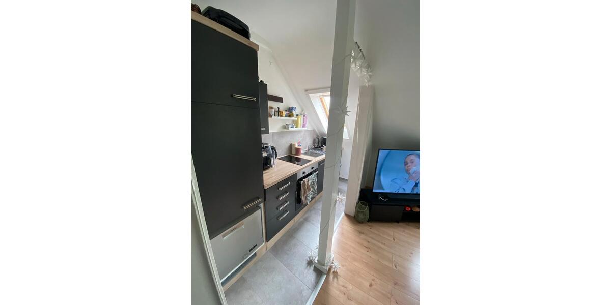 Dachgeschoßwohnung Mannheim Feudenheim - 2 Zimmer, 43 m&sup2;, 800&euro; | Angebot:26441776