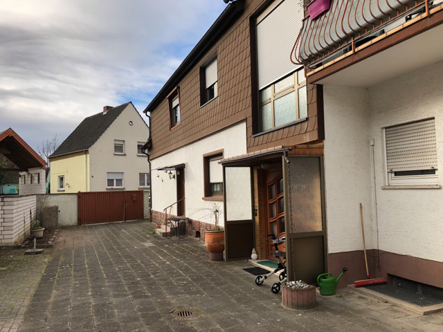 Einfamilienhaus mit großem Anbau - Einfamilienhaus Schifferstadt | Angebot:25280523