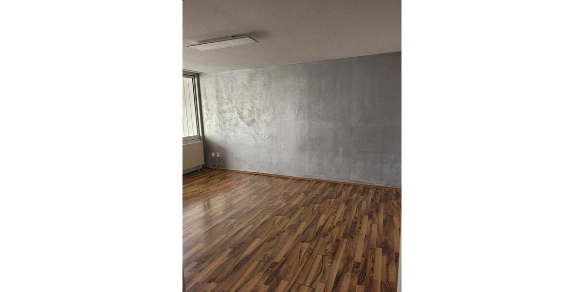 Etagenwohnung Ludwigshafen am Rhein Ludwigshafen-Hemshof - 4 Zimmer, 81 m&sup2;, 220.000&euro; | Angebot:25902085