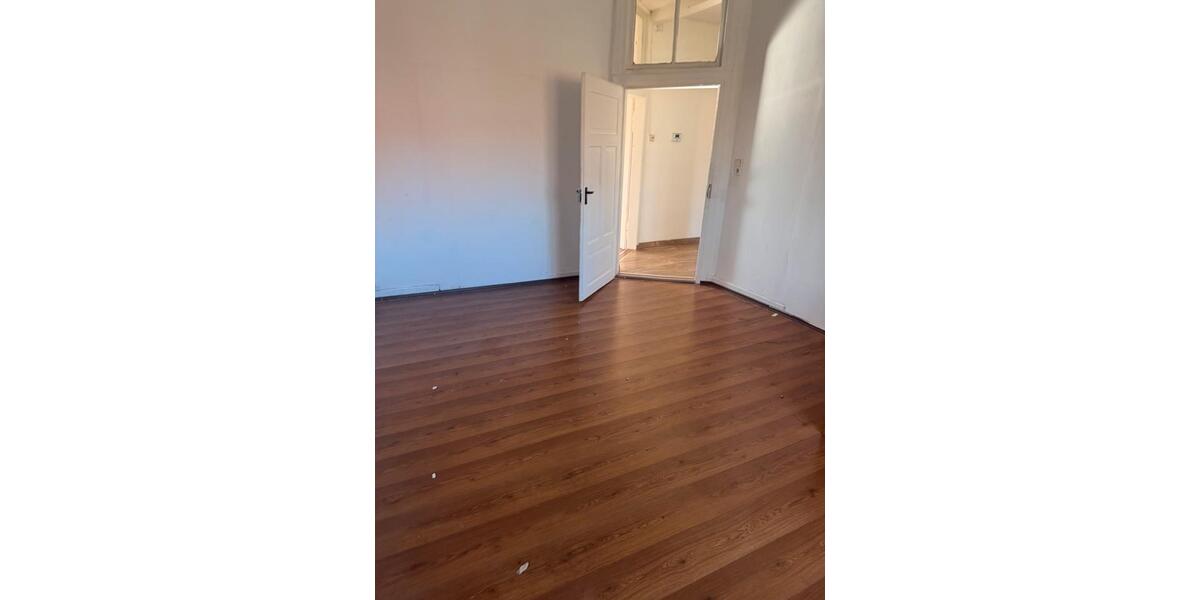 Dachgeschoßwohnung Frankenthal (Pfalz) - 3 Zimmer, 75 m&sup2;, 960&euro; | Angebot:26262835