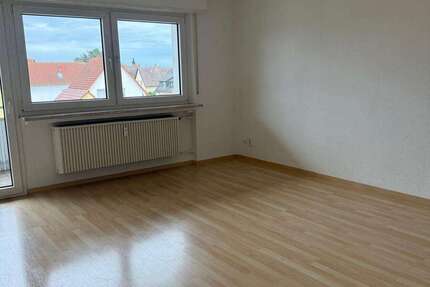 Wohnung Lampertheim - 3 Zimmer, 85 m&sup2;, 840&euro; | Angebot:26083224