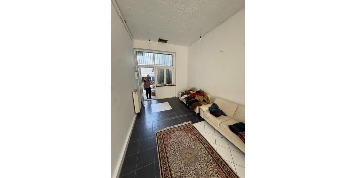 Gewerbeobjekt Ludwigshafen am Rhein - 1.800&euro; | Angebot:26286023