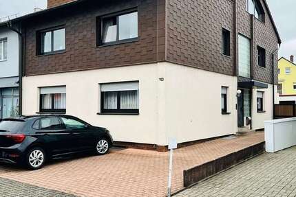 Haus Waghäusel - 8 Zimmer, 250 m&sup2;, 635.000&euro; | Angebot:26035596