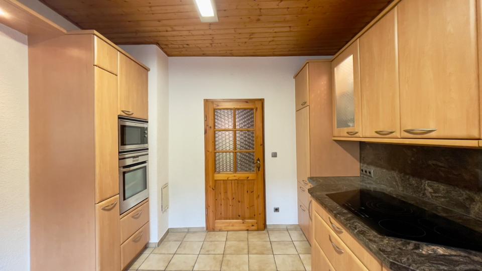 Doppelhaushälfte Bad Dürkheim - 5 Zimmer, 170 m&sup2;, 1.500&euro; | Angebot:25064676