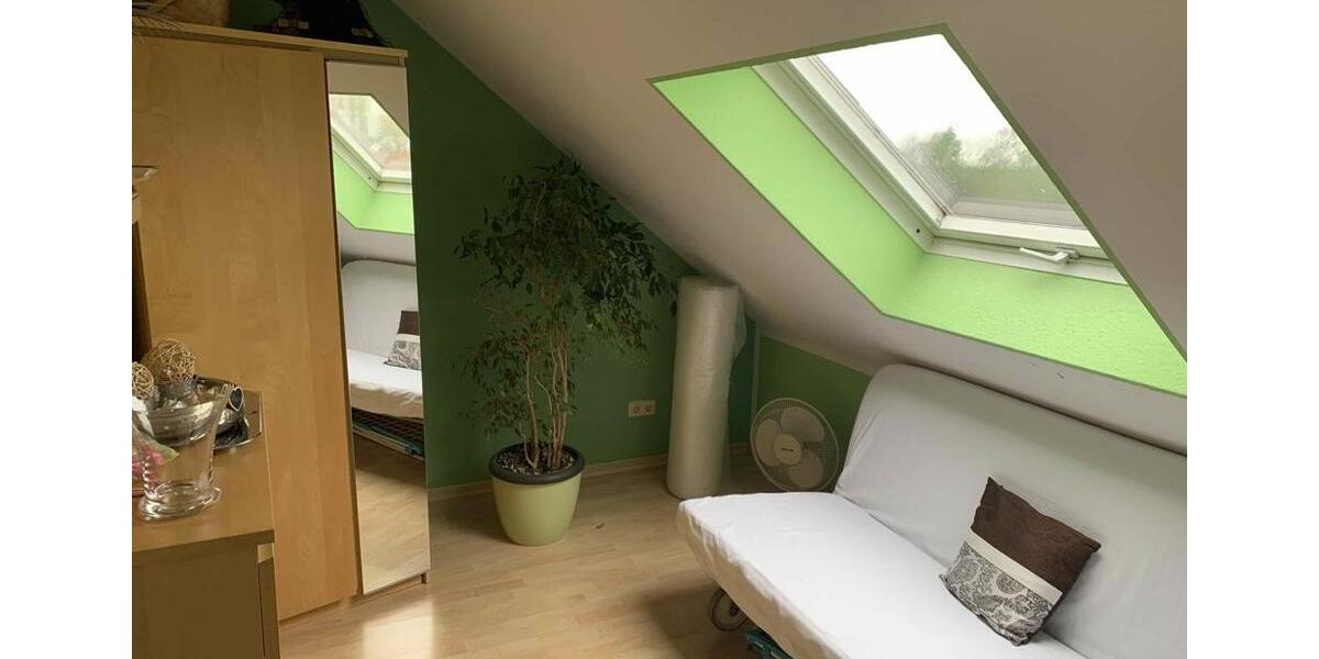 Dachgeschoßwohnung Bensheim - 3 Zimmer, 67 m&sup2;, 900&euro; | Angebot:27620921