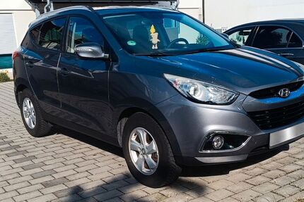 Hyundai ix35 190.000 km 5.200 &euro; Reilingen 68799
