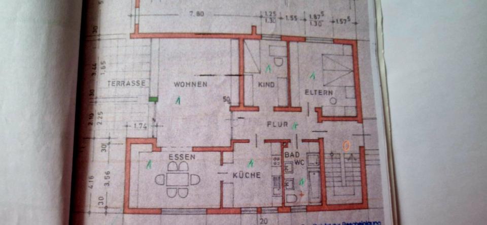 Haus zu Verkaufen(nur Erdgeschoss, mit grossem Parkplatz 4 zimmer