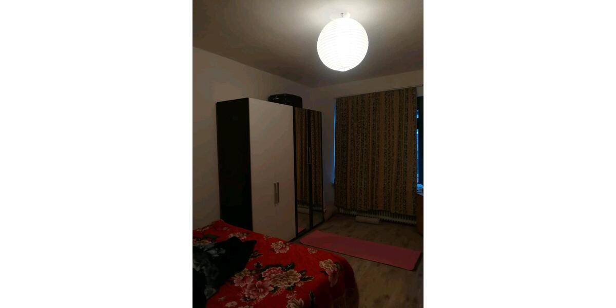 Etagenwohnung Ludwigshafen am Rhein Ludwigshafen-Hemshof - 1 Zimmer, 20 m&sup2;, 420&euro; | Angebot:26200443