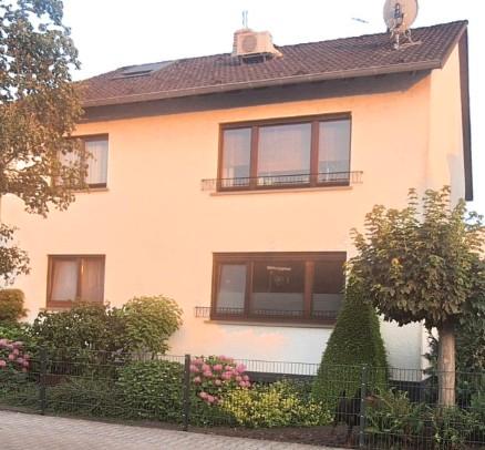 Eigentumswohnung mit großer Terrasse & Gartenanteil