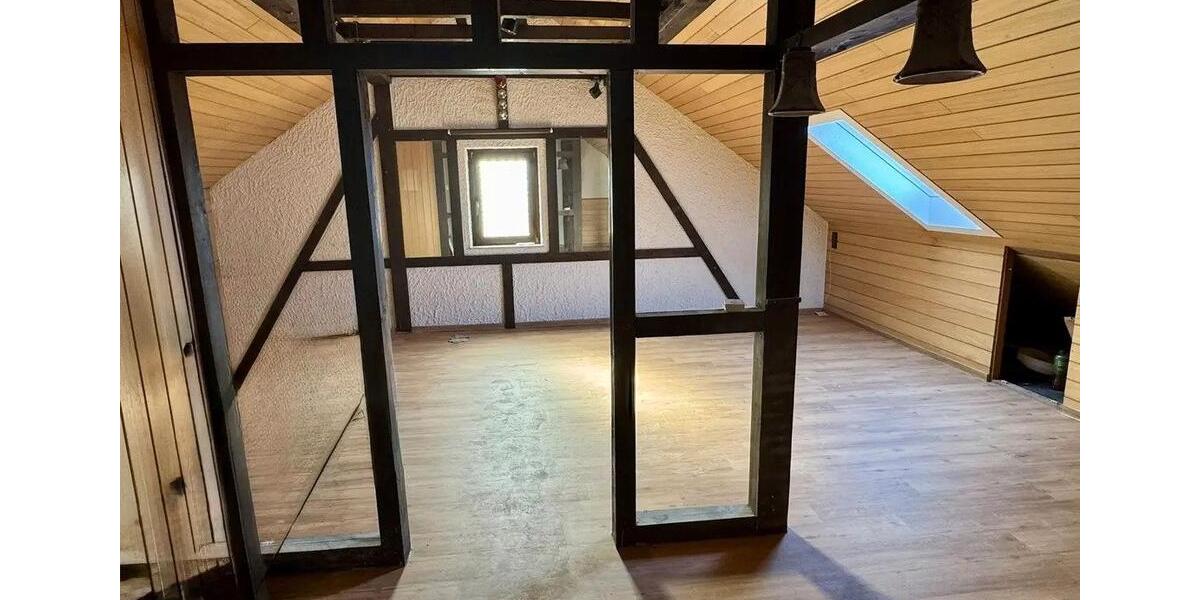 Maisonettenwohnung Eppelheim - 6 Zimmer, 204 m&sup2;, 2.400&euro; | Angebot:26279727
