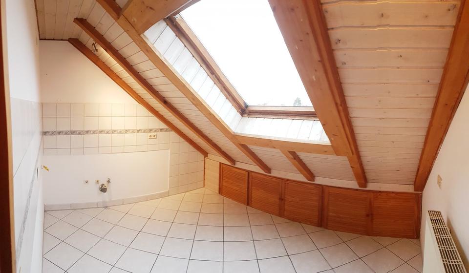 Dachgeschoßwohnung Philippsburg - 3 Zimmer, 75 m&sup2;, 650&euro; | Angebot:26251874