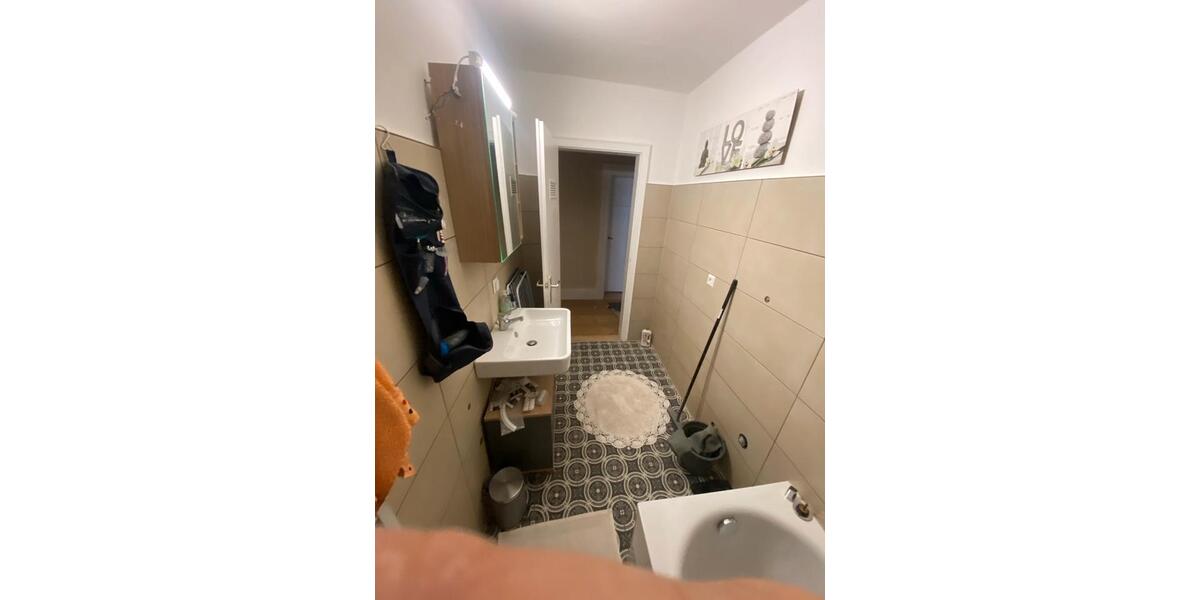 WG- Zimmer in Speyer ab sofort frei 3 zimmer