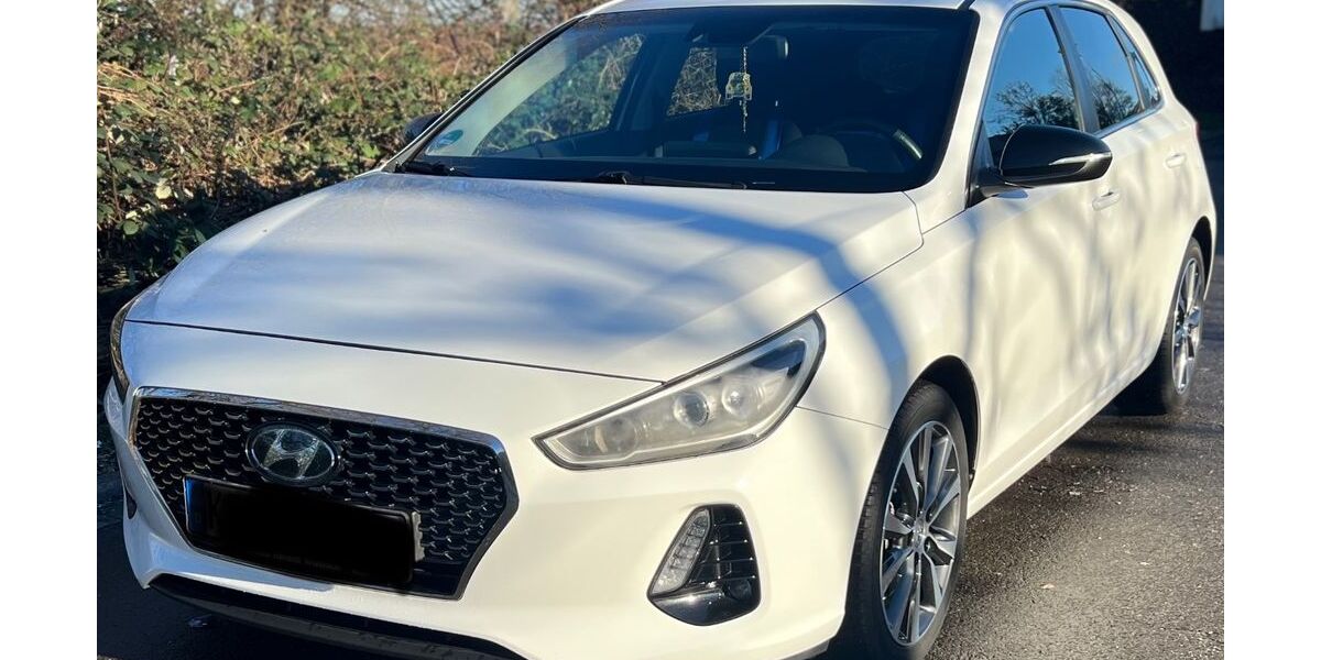 Hyundai i30 153.000 km 12.000 &euro; Philippsburg 76661