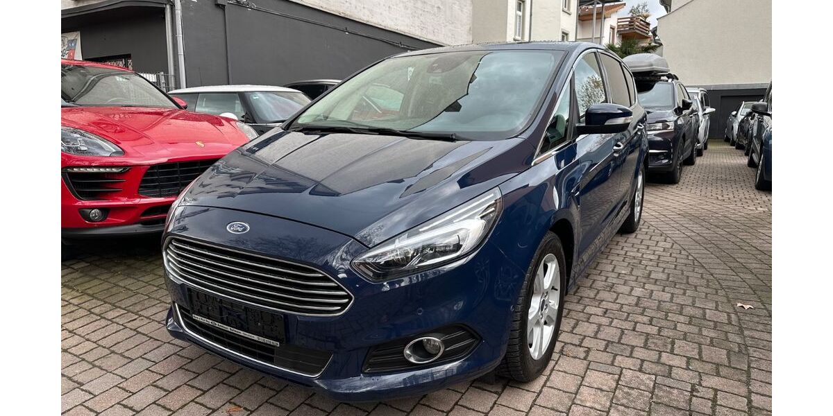 Ford S-Max 96.000 km 17.990 &euro; Worms 67547