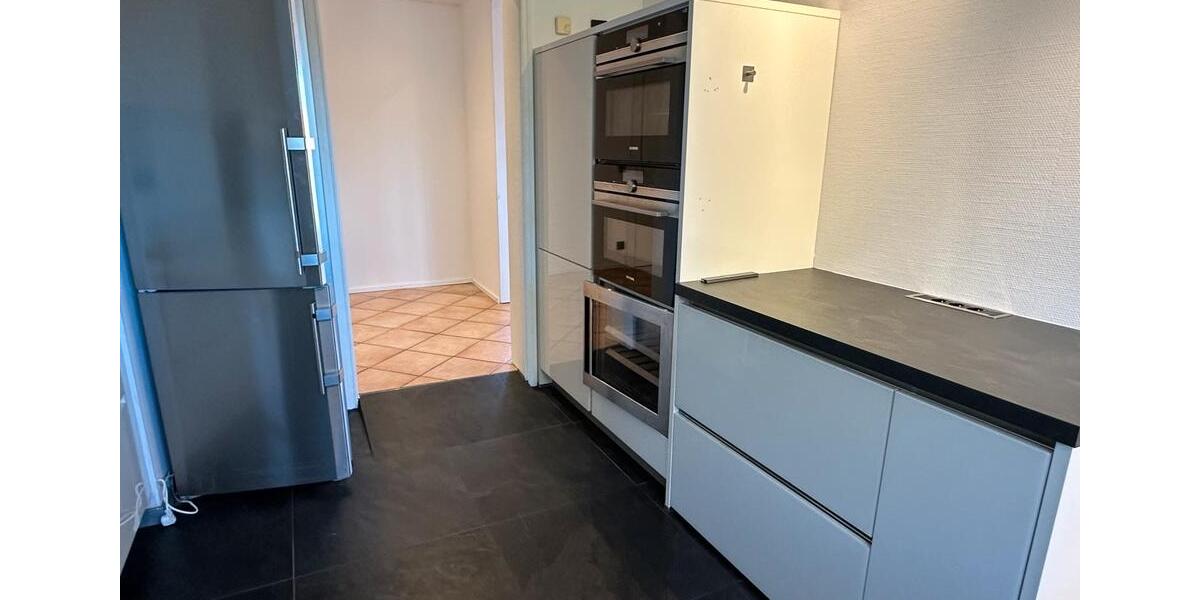 Dachgeschoßwohnung Ladenburg - 4 Zimmer, 108 m&sup2;, 480.000&euro; | Angebot:25378156