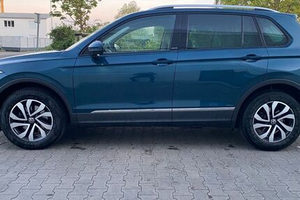 VW Tiguan 97.000 km 22.700 &euro; Osthofen 67574