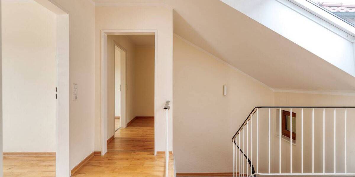 Reihenendhaus Worms Hochheim - 7 Zimmer, 164 m&sup2;, 599.000&euro; | Angebot:26731084