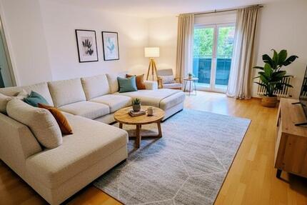 ✨ Charmante 3 Zimmer mit 2 Balkonen und Wohnküche – direkt am KliLu zimmer