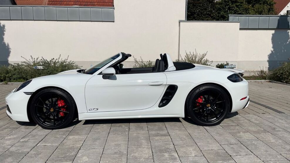 Porsche Boxster 14.800 km 77.650 € Haßloch 67454