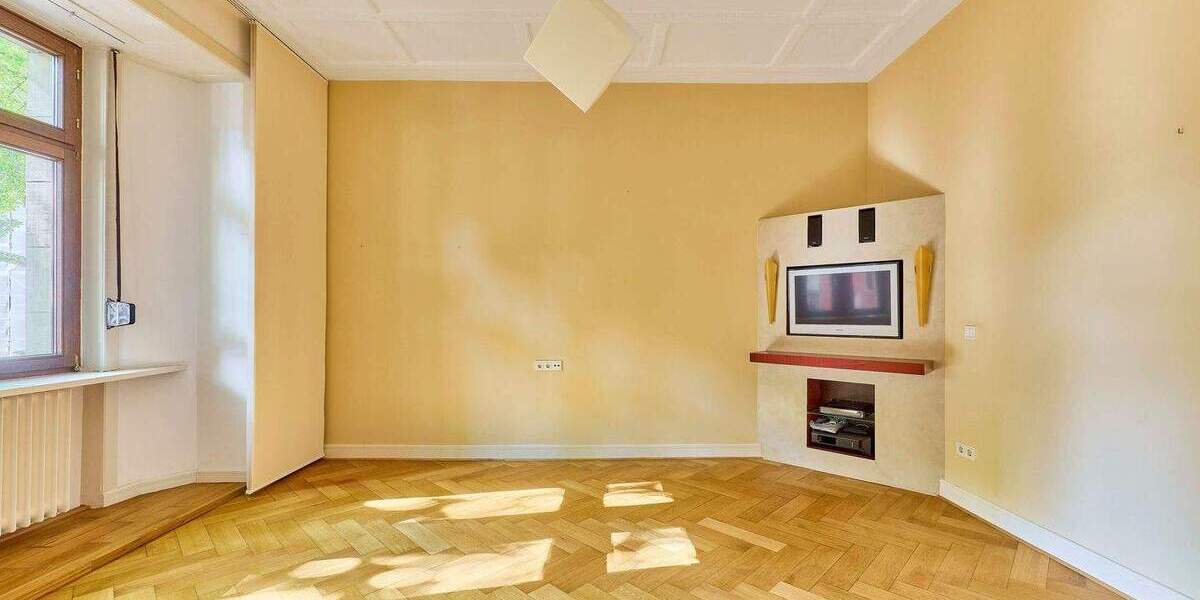 Stilvolle 4-Zimmeraltbauwohnung mit 2 Balkonen in der Belle Etage der Schwetzinger Vorstadt 4 zimmer