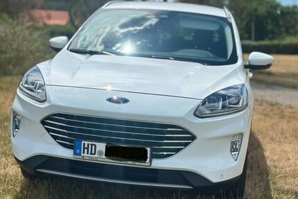 Ford Kuga 49.800 km 21.500 &euro; Weinheim 69469