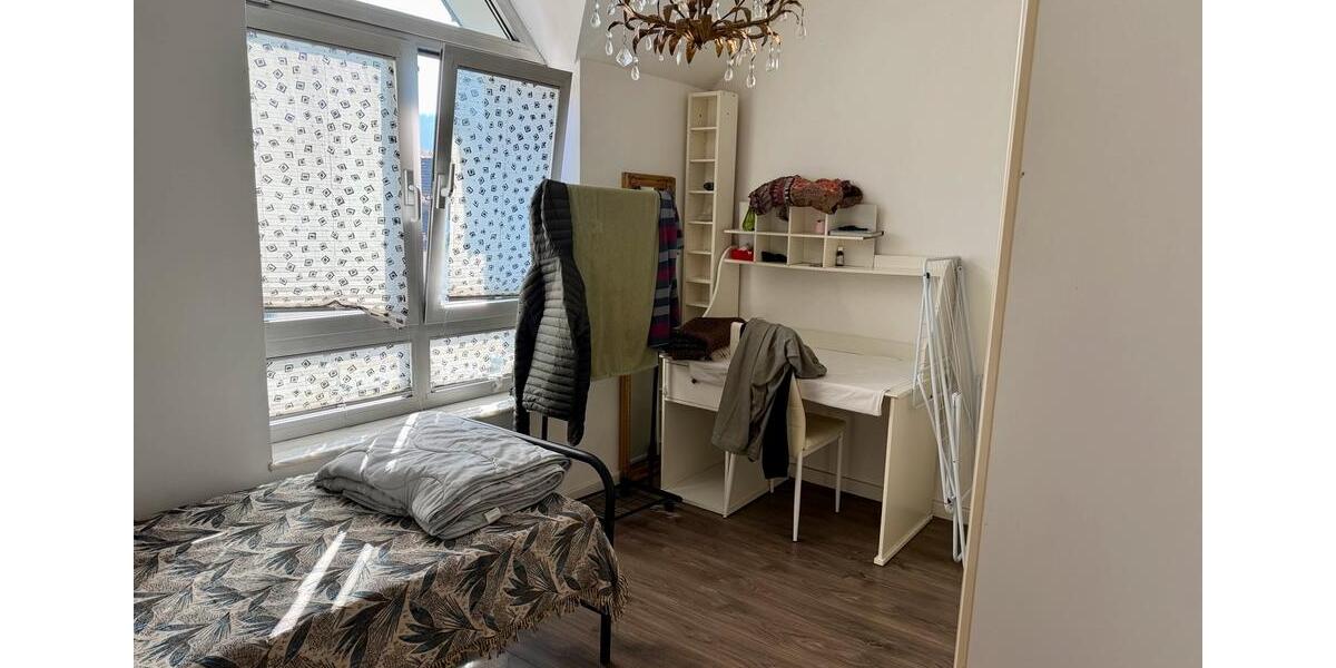 Etagenwohnung Heppenheim (Bergstraße) - 3 Zimmer, 90 m&sup2;, 1.300&euro; | Angebot:25378058