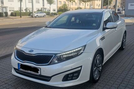 Kia Optima 172.500 km 9.800 &euro; Brühl 68782