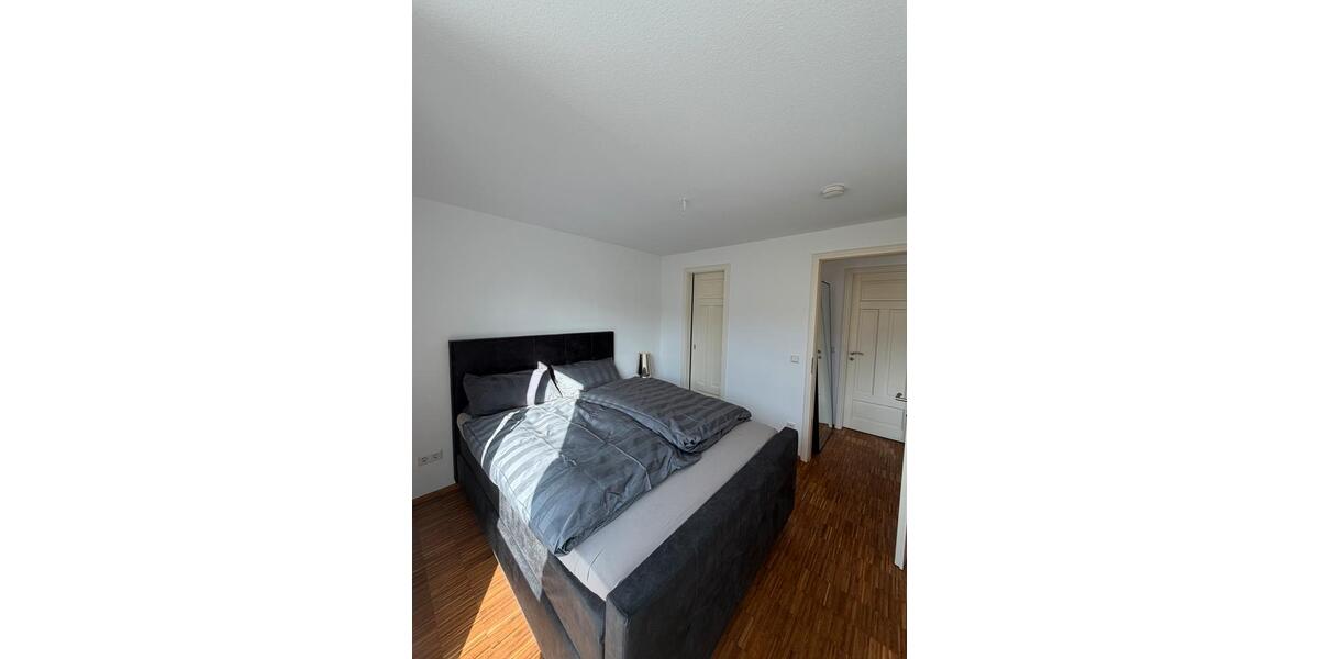 Einfamilienhaus Mannheim Feudenheim - 2 Zimmer, 80 m&sup2;, 1.300&euro; | Angebot:26248972