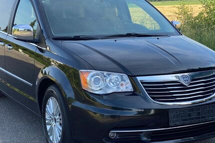 Lancia Voyager 77.777 km 22.222 &euro; Mannheim I Baden-Württemberg 68169