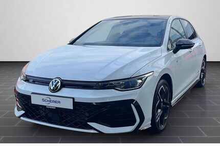 VW Golf 2.900 km 36.990 &euro; Hockenheim 68766