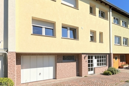 Attraktives Dreifamilienhaus in Mannheim-Neckarstadt – Kapitalanlage mit Entwicklungspotenzial - Haus Mannheim Neckarstadt-Ost | Angebot:27323722