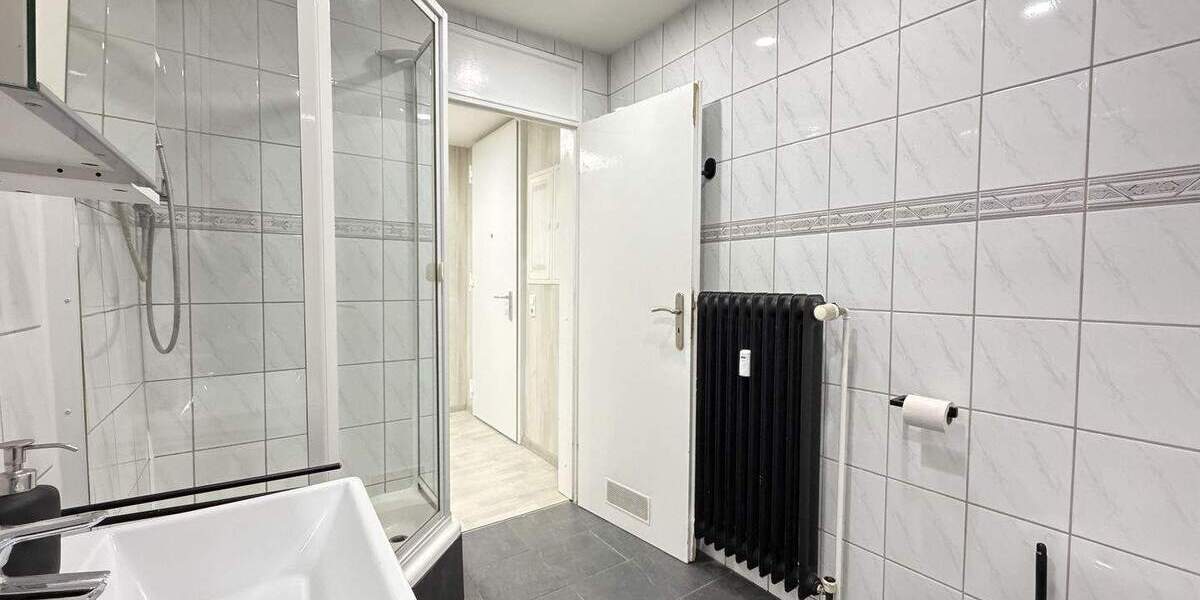 Etagenwohnung Brühl - 2 Zimmer, 69 m&sup2;, 259.000&euro; | Angebot:25687368