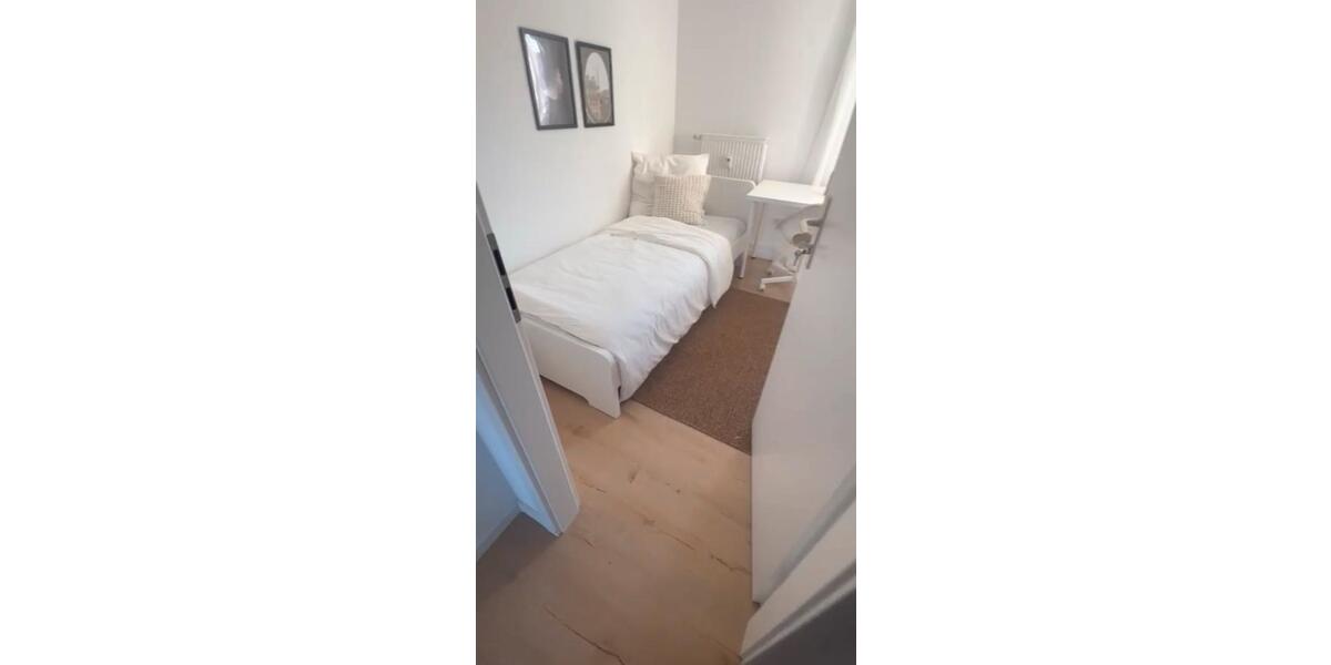 Etagenwohnung Ludwigshafen am Rhein Parkinsel - 1 Zimmer, 50 m&sup2;, 420&euro; | Angebot:26033600