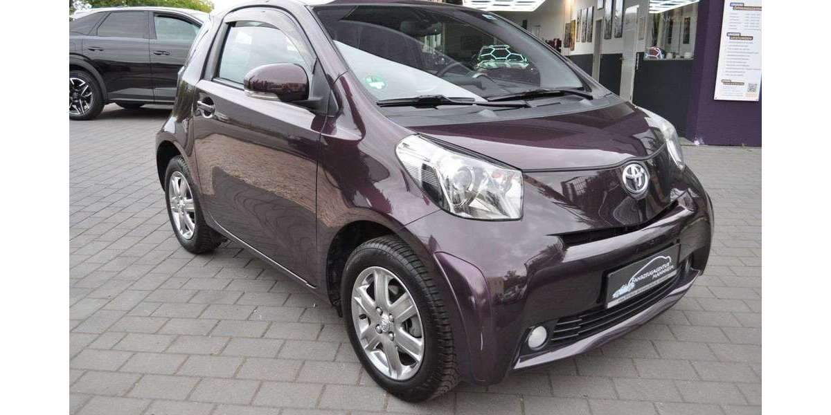 Toyota iQ 67.370 km 7.950 &euro; Mannheim 68305
