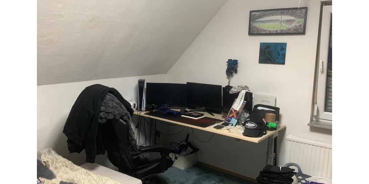 Dachgeschoßwohnung Mannheim Sandhofen - 2 Zimmer, 70 m&sup2;, 700&euro; | Angebot:26276898