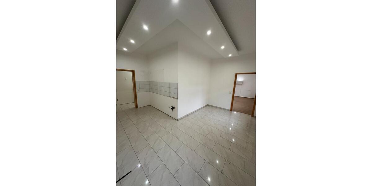 Etagenwohnung Ludwigshafen am Rhein Ludwigshafen-Hemshof - 3 Zimmer, 85 m&sup2;, 1.350&euro; | Angebot:25931542