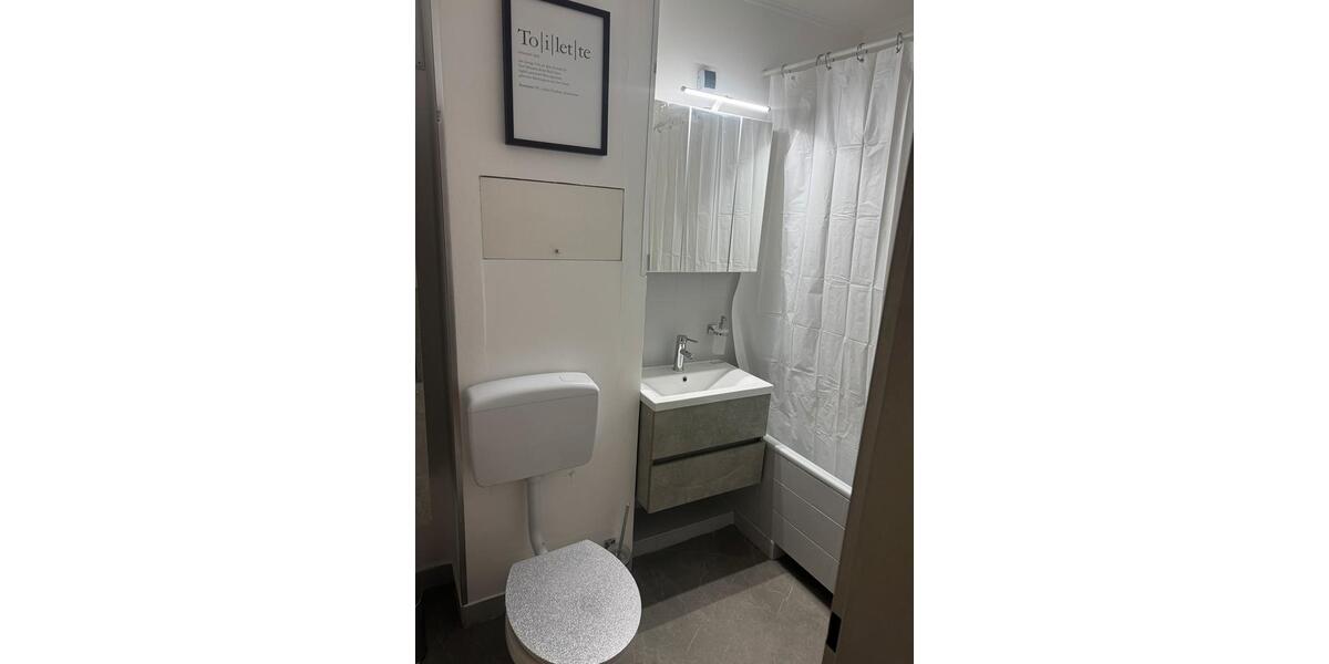 Etagenwohnung Ludwigshafen am Rhein Rheingönheim - 2.5 Zimmer, 65 m&sup2;, 180.000&euro; | Angebot:26039253