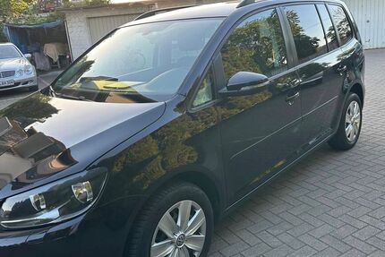 VW Touran 182.000 km 6.690 &euro; Ludwigshafen 67059