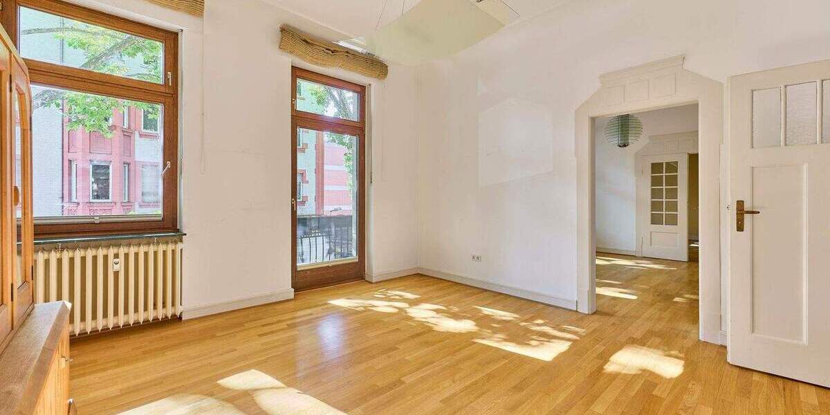 Stilvolle 4-Zimmeraltbauwohnung mit 2 Balkonen in der Belle Etage der Schwetzinger Vorstadt 4 zimmer