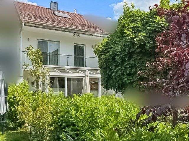 Haus zum Kaufen in Brühl 545.000 € 147.12 m²