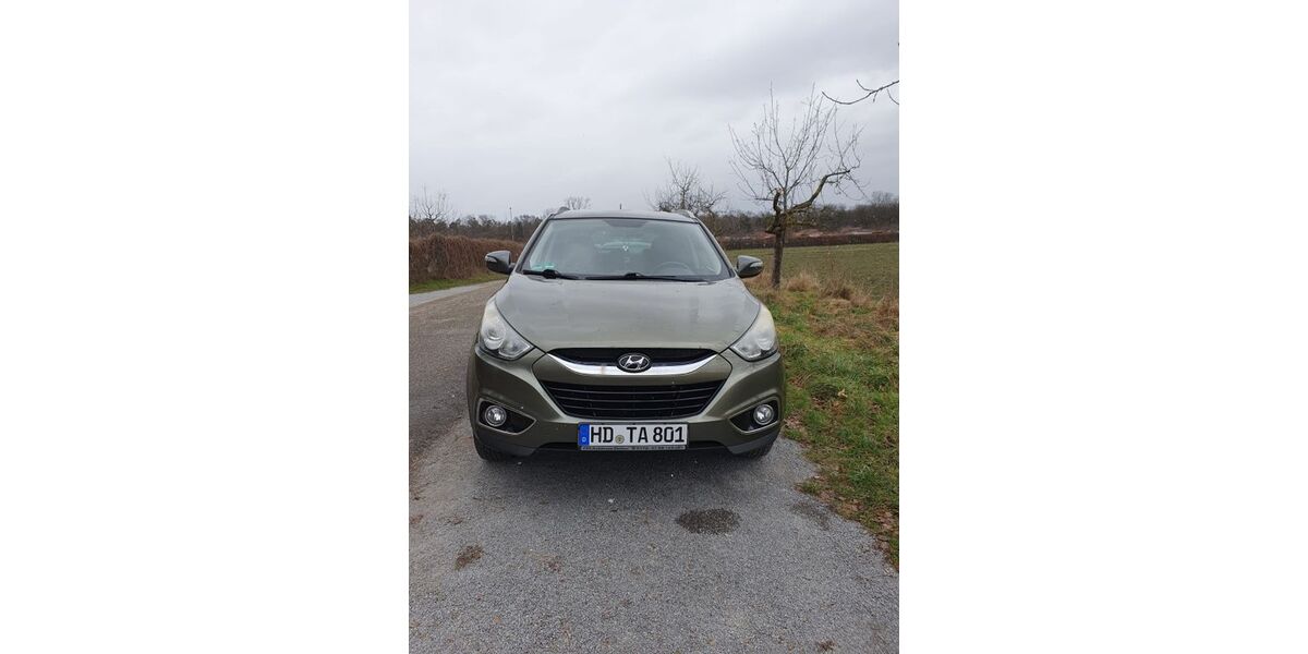 Hyundai TUCSON 283.000 km 5.500 &euro; Walldorf 69190
