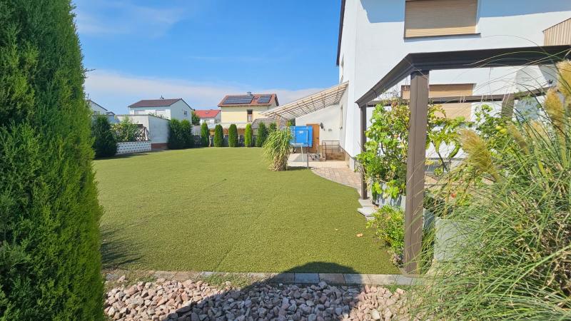 ObjNr:19542 - Sehr schönes, freistehendes 2-Fam. Haus in ruhiger Lage in Osthofen - Zweifamilienhaus Osthofen | Angebot:16940547