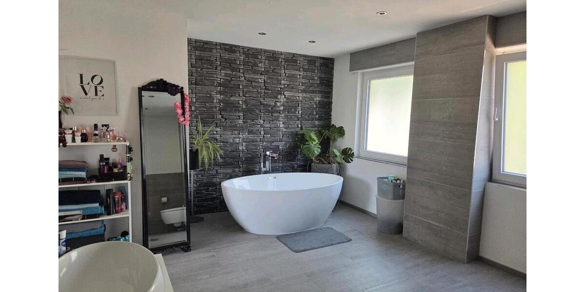 Bungalow Ludwigshafen am Rhein Edigheim - 6 Zimmer, 190 m&sup2;, 799.000&euro; | Angebot:26392741