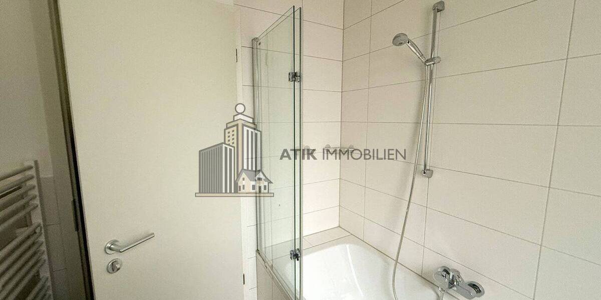 ATIK: Helle 7-Zimmer-Whg direkt am Marktplatz, ideal für WG-Nutzung, nur wenige Minuten von der Uni - Etagenwohnung Mannheim Quadrate | Angebot:26267224