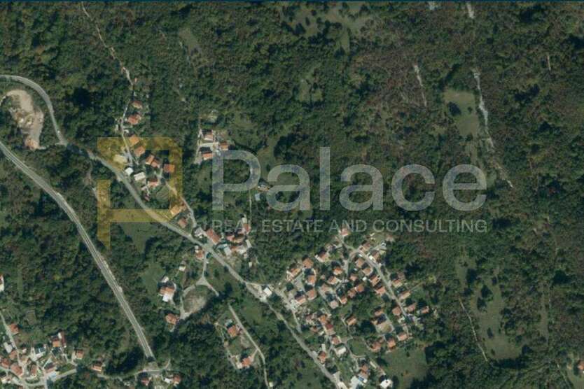 Grundstück zu verkaufen in Viškovo 42.000 € 8784 m²