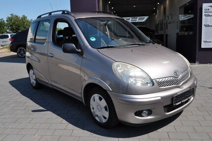 Toyota Yaris 110.000 km 5.950 &euro; Mannheim 68305